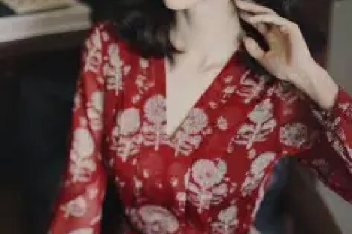 被黑人驮在肩上和孔令辉同居11年的马苏现在依旧孑然一身