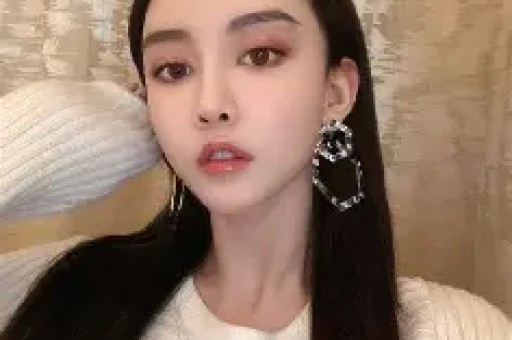 谢娜彻底塌房！这次张杰也救不了她